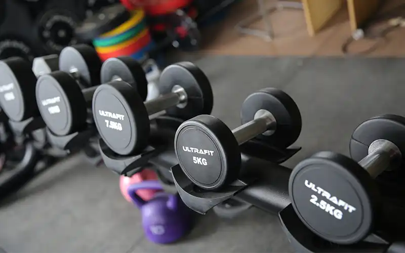How to Choose Dumbbell Weight: Pick by Exercise and Goal